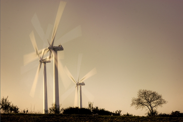 eoliennes lanfains 07_03_10 n01.jpg